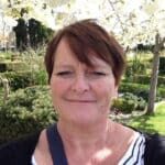 Online and Telephone counselling Online and Telephone counselling
